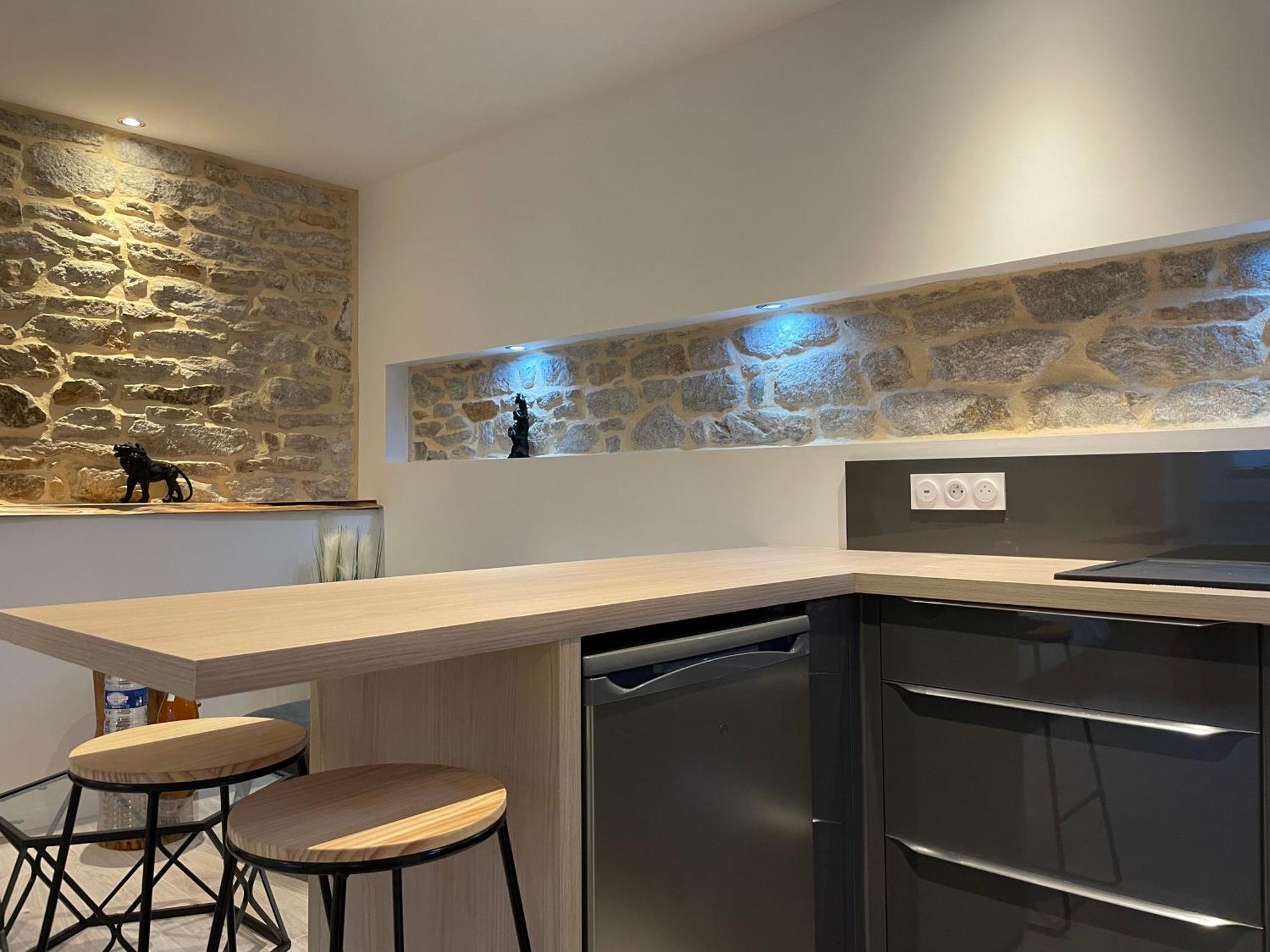 Le Calloch 2D - Studio 4 Etoiles - Quartier Gare - Wifi - Netflix Quimper Eksteriør bilde