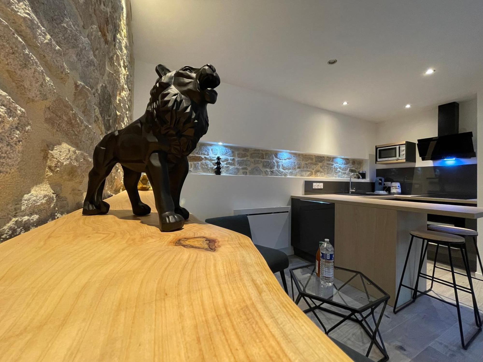 Le Calloch 2D - Studio 4 Etoiles - Quartier Gare - Wifi - Netflix Quimper Eksteriør bilde