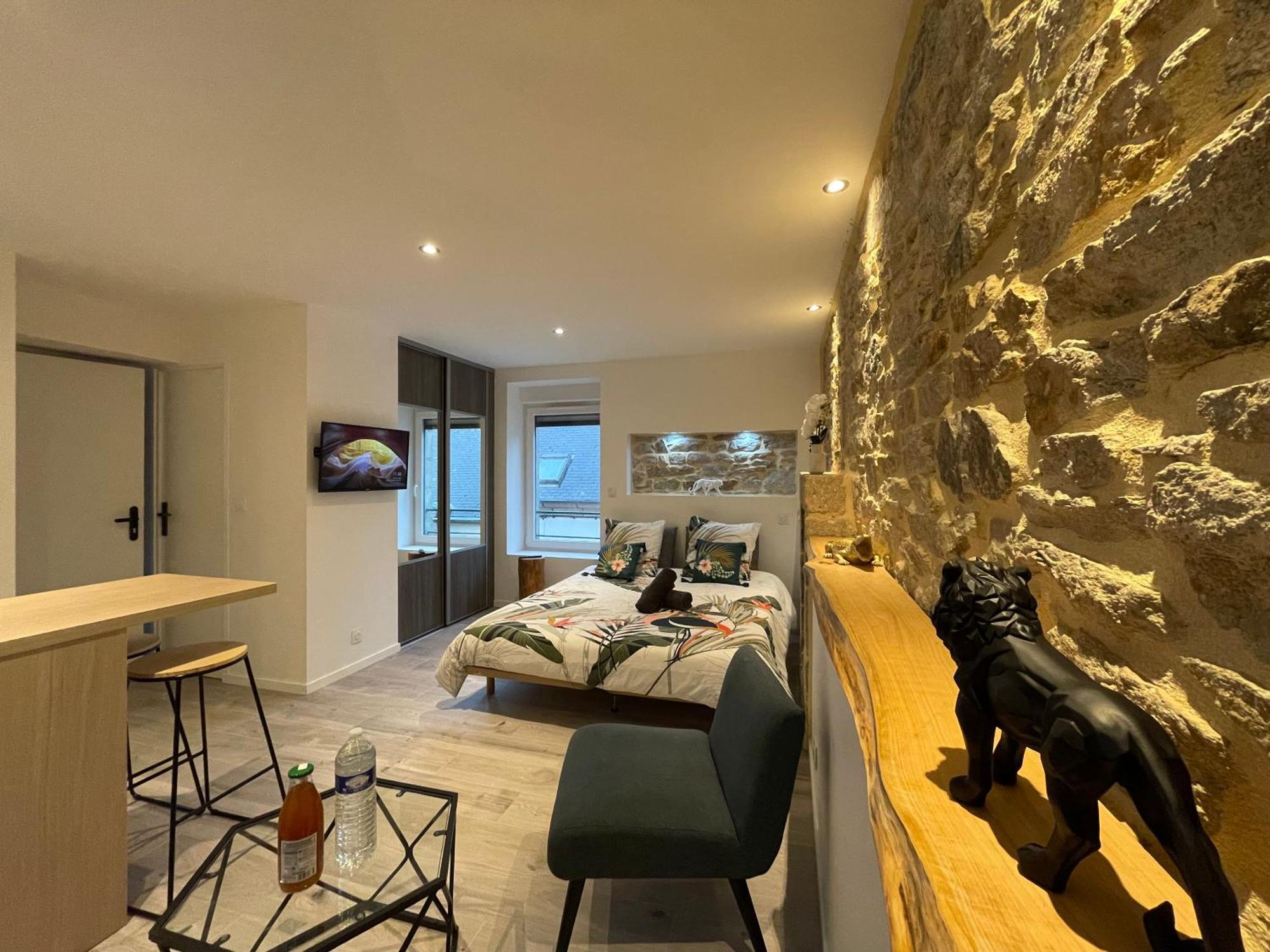 Le Calloch 2D - Studio 4 Etoiles - Quartier Gare - Wifi - Netflix Quimper Eksteriør bilde